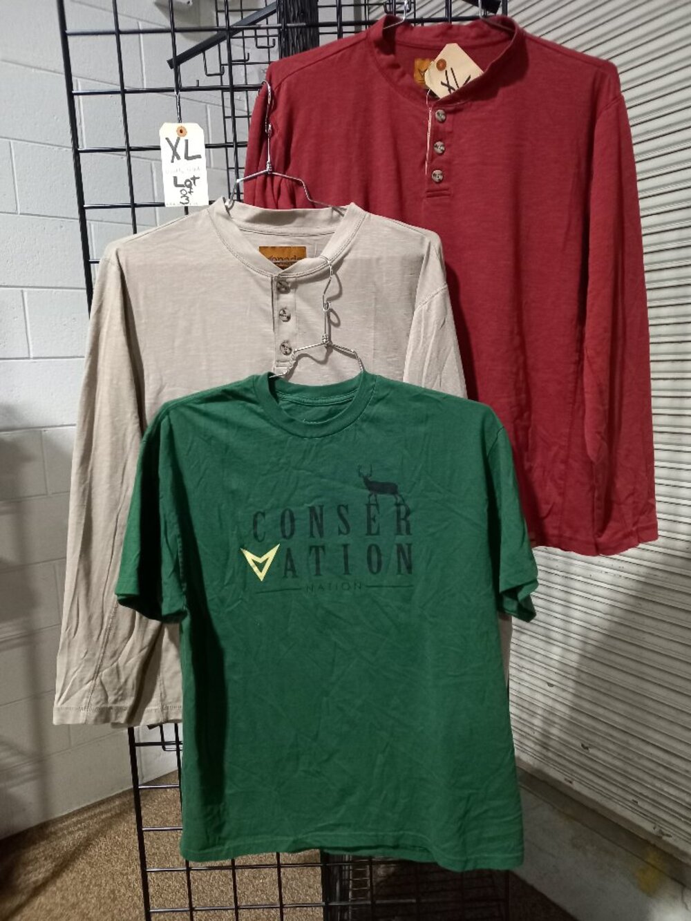 2-Long Sleeve Henleys + Venado Graphic Tee | XL